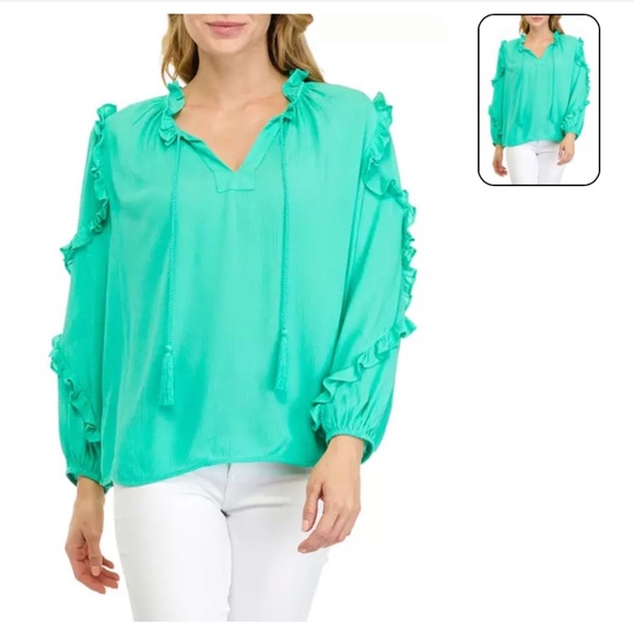 Crown&ivy plus size‎ Ruffle Puff 3/4 sleeve top . Gently worn - Picture 1 of 7